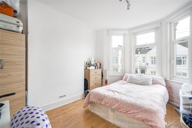 10b, Chesterfield Gardens, London photo 2