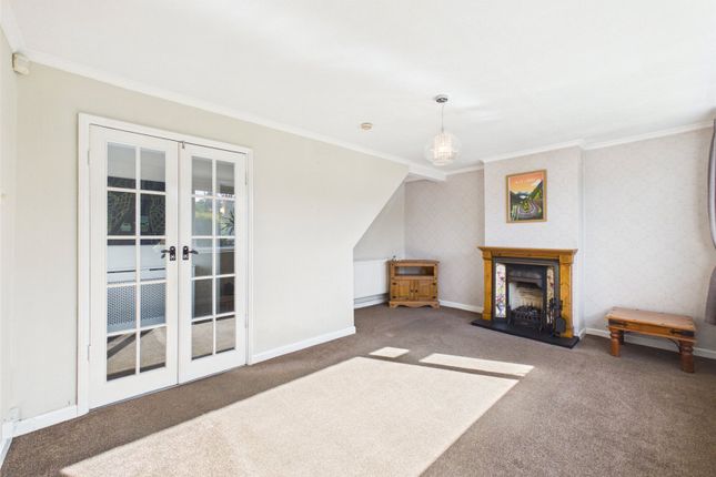 2, Gilpin Avenue, Gloucester photo 3