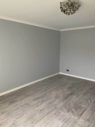 10, Aldermans Close, Hatfield photo 3