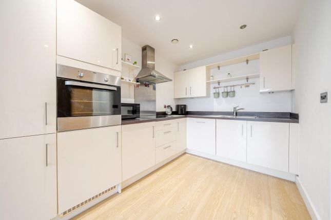 Flat 153, Booth Court, Thurston Road, London photo 4