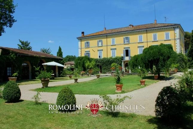Thumbnail Villa for sale in Perugia, 06100, Italy