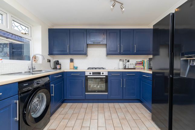 21 Acorn Croft, Durham photo 3