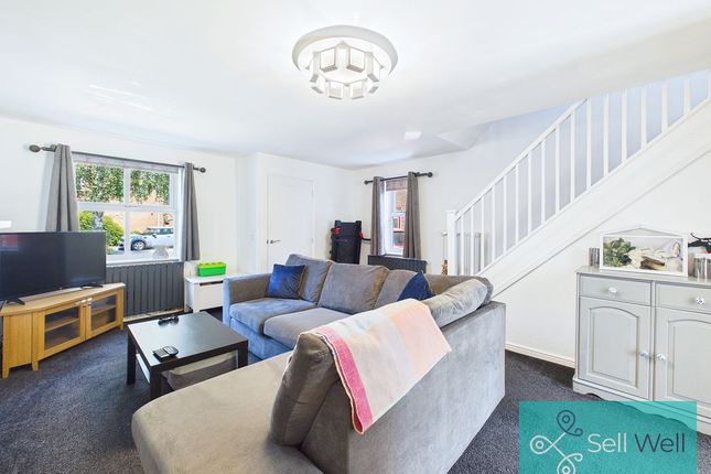 3, Lawndale Drive, Manchester photo 3