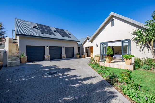 Detached house for sale in 27 Gouritsrivier Close, Graanendal Estate, Northern Suburbs, Western Cape, South Africa