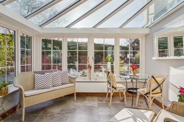 Pond Cottage, Oxford Street, Lee Common, Great Missenden photo 4