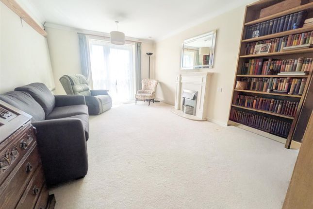 6, Portman Court, Grange Road, Uckfield photo 3