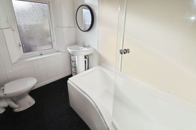 88 Hankinson Road, Bournemouth photo 4