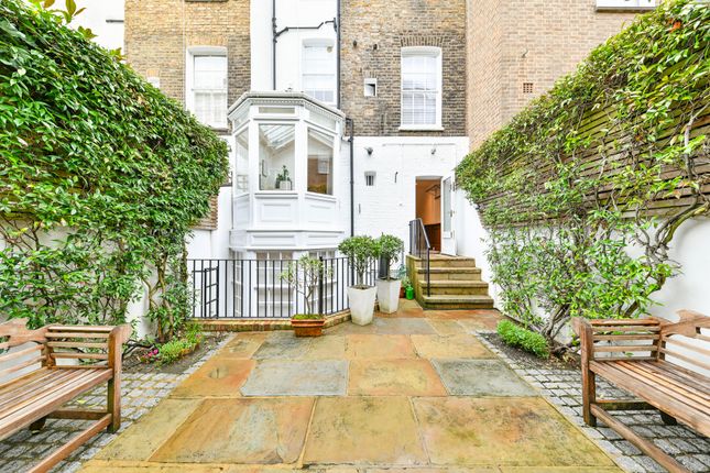 Terraced house for sale in Royal Avenue, London