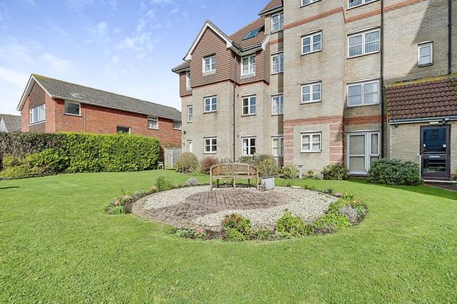 Flat for sale in Halebrose Court, Bournemouth