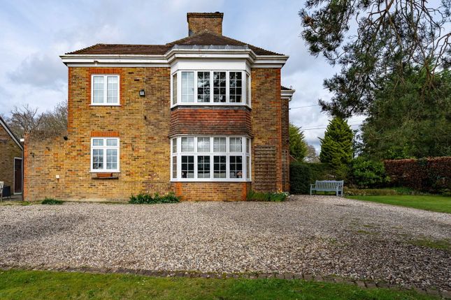 54, The Ridgeway, Potters Bar photo 3