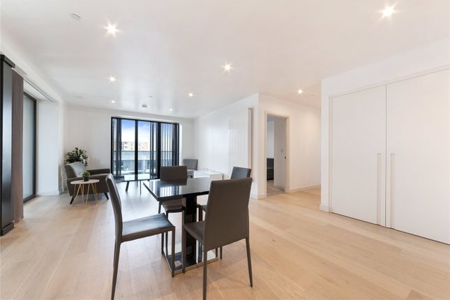 51, Marco Polo House, Royal Wharf photo 3