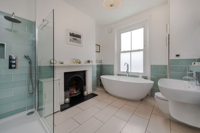Terraced house to rent in Dunollie Road, Kentish Town