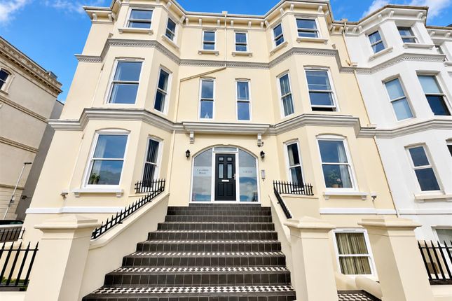 Flat 6, Cavendish House, 115-116, Marine Parade, Worthing photo 2