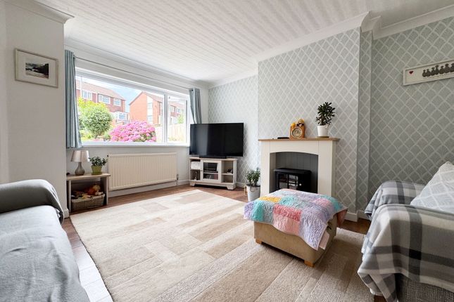 17, Barton Drive, Newton Abbot photo 3