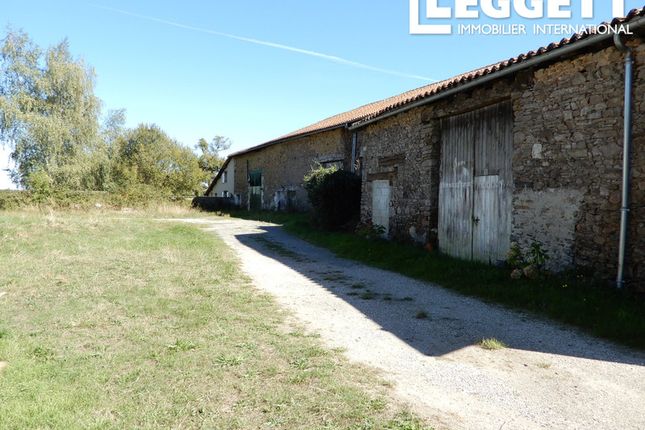 Barn conversion for sale in Mouzon, Charente, Nouvelle-Aquitaine
