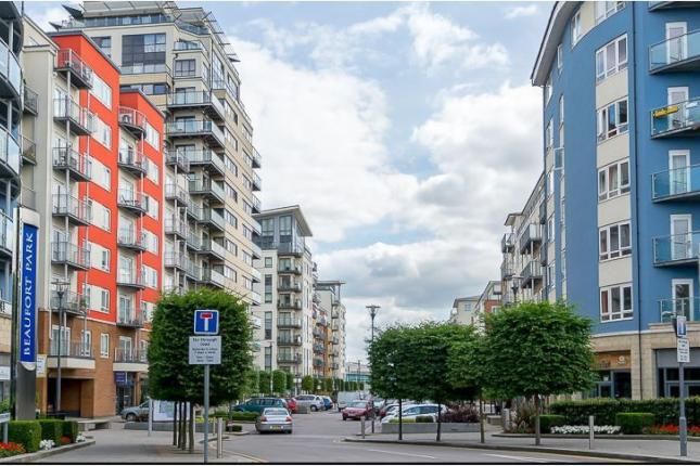 Flat for sale in Fairbank Apartments, London