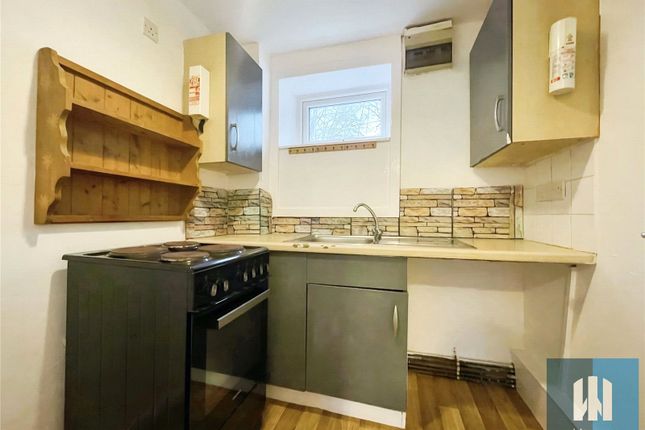 276a, Whinney Hill Park, West Yorkshire photo 2