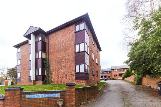 Thumbnail Flat for sale in Westminster Court, London Road, Gloucester, Gloucestershire