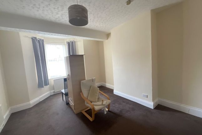 57, Wingrove Gardens, Newcastle upon Tyne photo 2