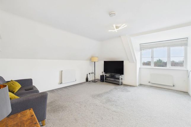 13, Nelson Court, Ruislip photo 2