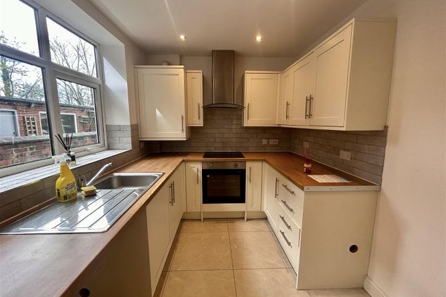 Terraced house to rent in Ellesmere Road, Wigan