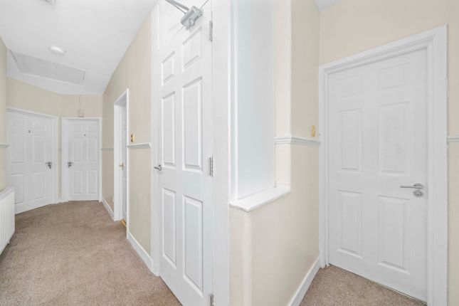 67, Langton Crescent, Glasgow City photo 4