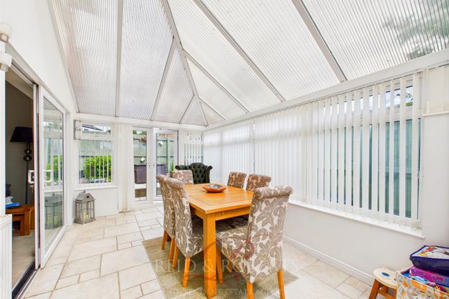 8, Lexham Green Close, Buckley photo 2