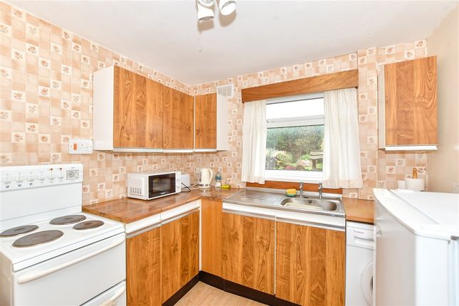 Fletcher Place North Mundham, Chichester photo 3