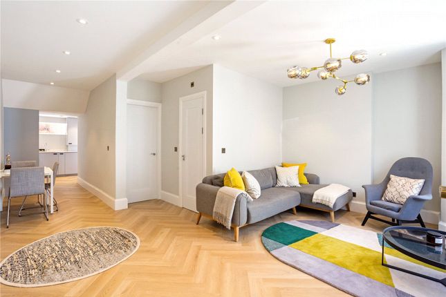 Thumbnail Flat to rent in Overstone Road, London