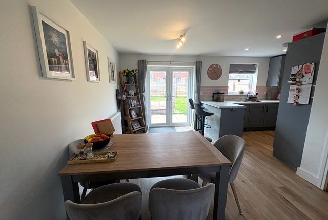 136, Meadow Acre Road Devon, Gittisham photo 3