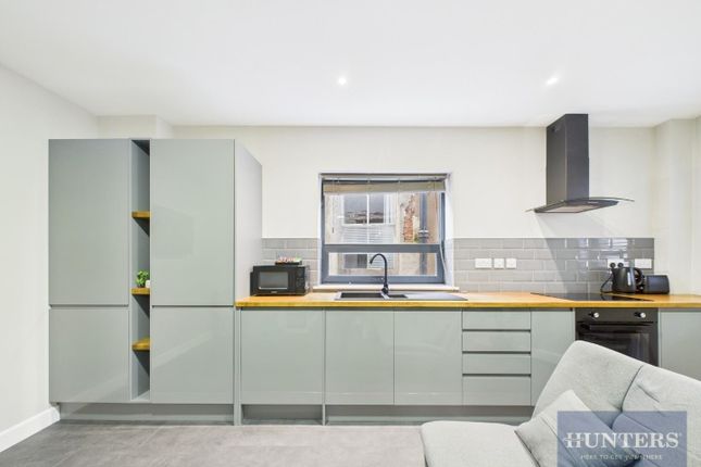 Kitchen / Living Room