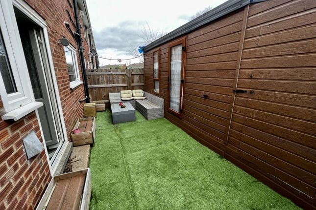2, Dressay Grove, Kingston upon Hull photo 5