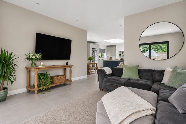 8, Pentewan Road, St. Austell photo 4