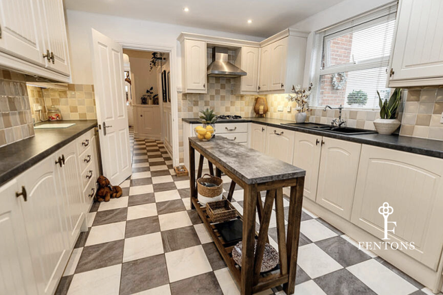 43, Hayes Road, Clacton-on-Sea photo 3