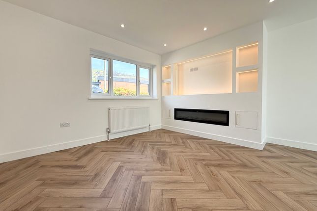 52 Llangorse Road, Aberdare photo 3