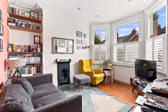 Hawthorn Road, London photo 2