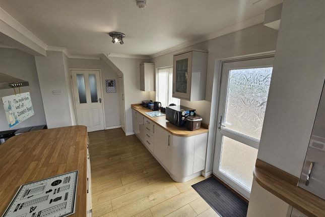 45, Llanover Road, Michaelstone, Cardiff photo 4