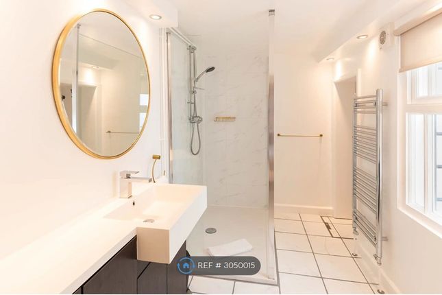 Basement Flat  Redcliffe Parade West, Bristol, City Of photo 3