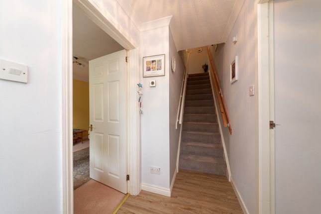 21, Brodie Park Crescent, Paisley photo 2