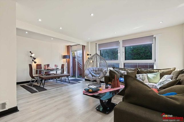 106, Troon Avenue, Greenhills, EAST KILBRIDE photo 4