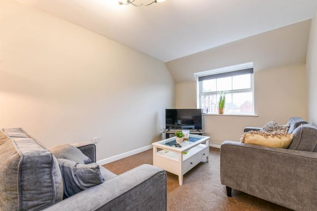 43, Heys Hunt Avenue, Leyland photo 4