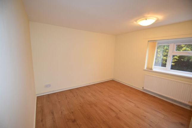 131 Penn Road, Stevenage photo 5