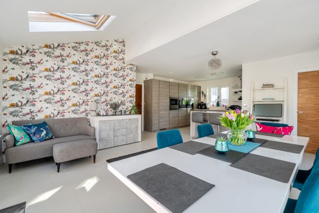 41, Willowbourne, Hampshire photo 4