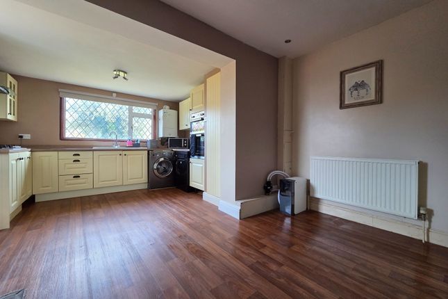 40, Bursill Crescent, Ramsgate photo 5