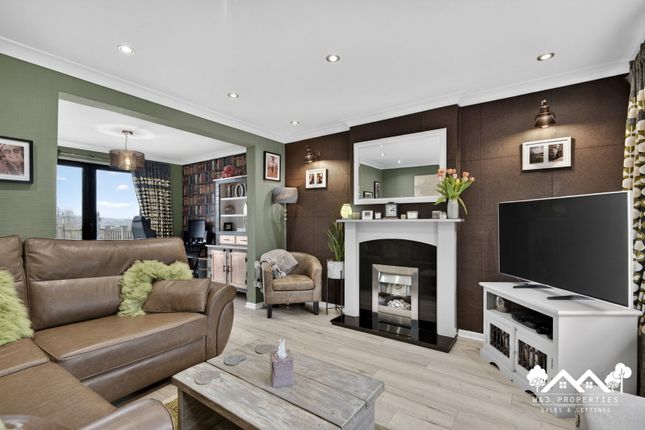 16, Sprucewood Close, Accrington photo 4