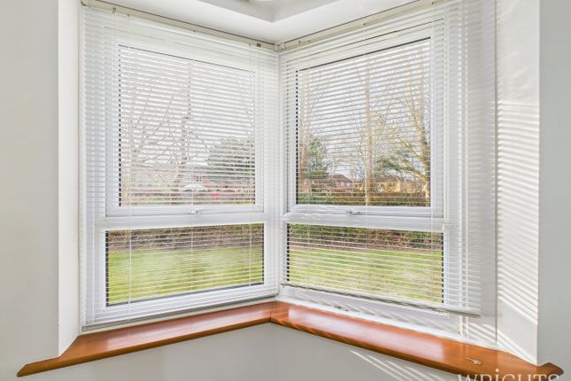 33, Andrewsfield, Welwyn Garden City photo 3