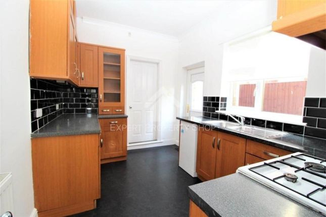11, Victoria Road, Worksop photo 4
