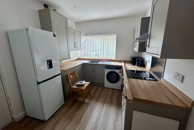 14, Birkenhead photo 3