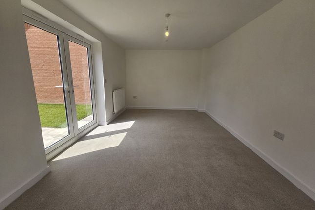 17 Oak Road,, Garden City, Flintshire photo 3