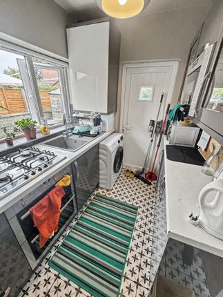 1, Highbank Drive, Manchester photo 5